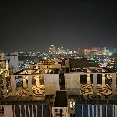 Melaka Town Sea-River View Premier Residence 1-5 Pax Malacca Exterior photo