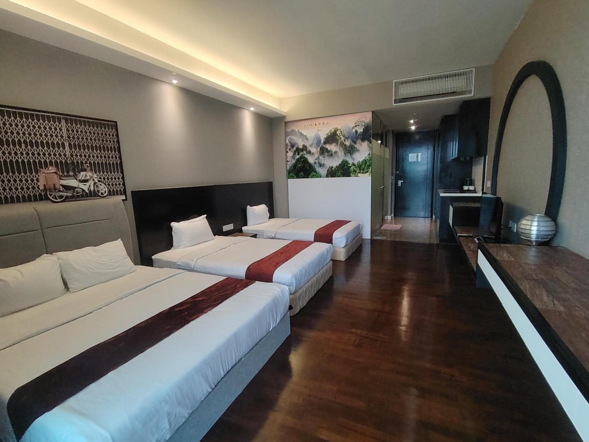 Melaka Town Sea-River View Premier Residence 1-5 Pax Apartment *